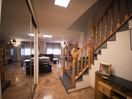 Casas de pueblo en venta en Tavernes de la Valldigna photo 0