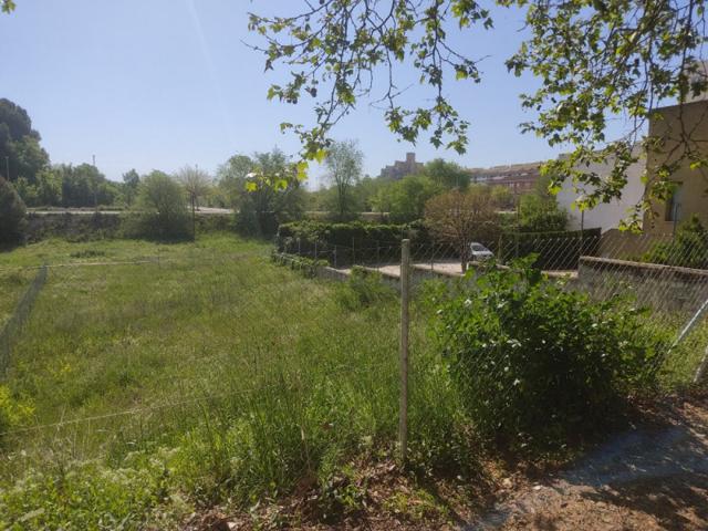 Terreno en venta en Almansa, Avenida de ayora photo 0