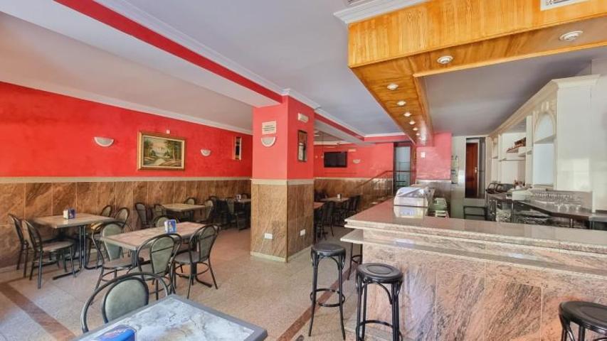 Local comercial en venta en Badajoz, Pardaleras photo 0