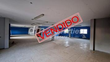 Local comercial en venta en Arona, Guaza photo 0