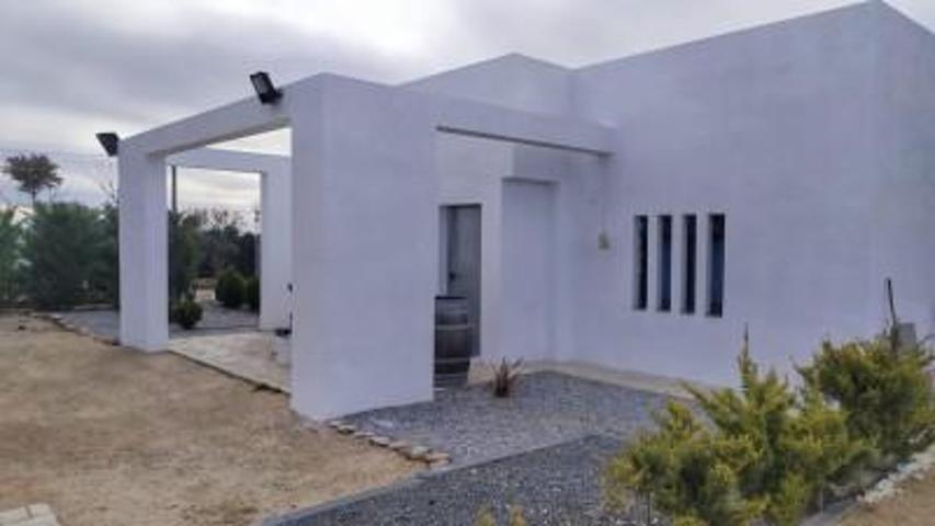 Chalet en venta en La Roda photo 0
