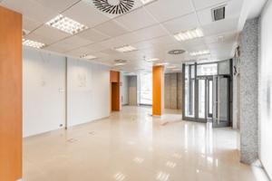 Local comercial en venta en Berriozar, Berriozar photo 0