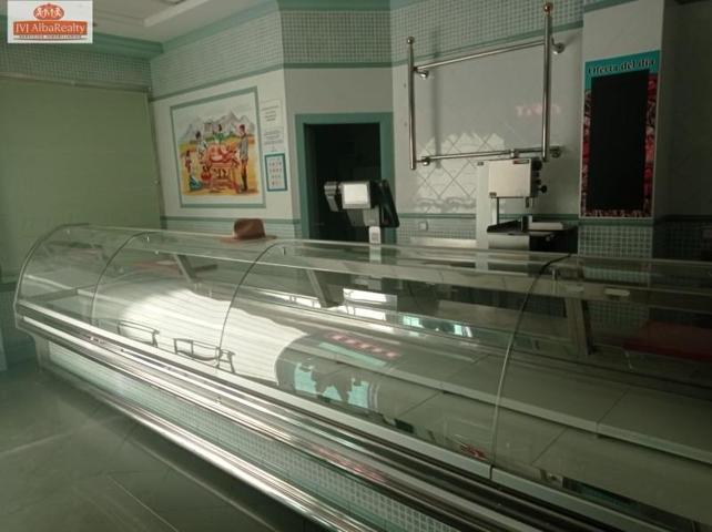 Local comercial en venta en Albacete, San pablo photo 0