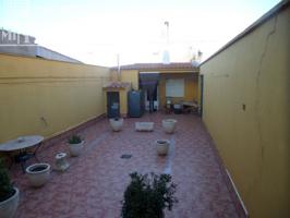 Adosada en venta en Tomelloso, Pajaritos photo 0