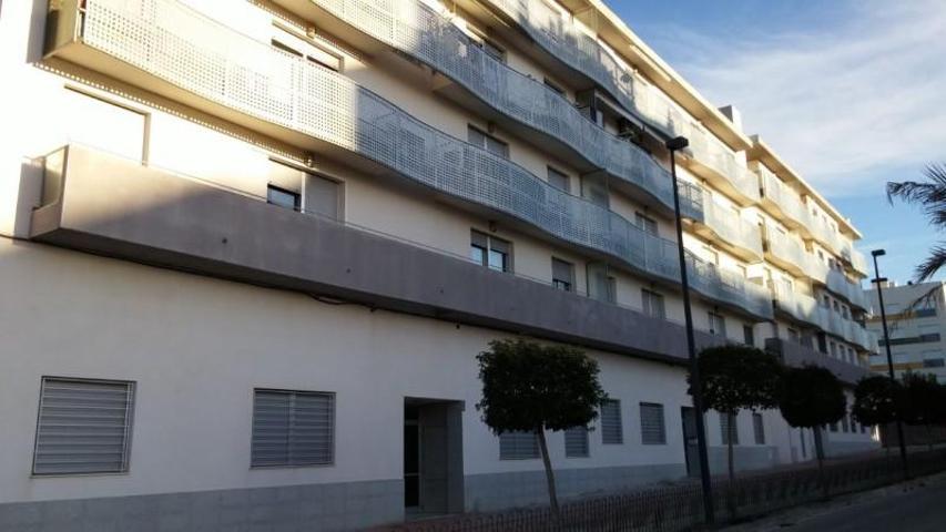 Local comercial en venta en Almansa, Almansa photo 0
