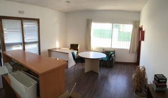 Nave industrial en venta en Archidona, Poligono photo 0