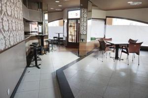 Local comercial en venta en Logroño, Centro photo 0