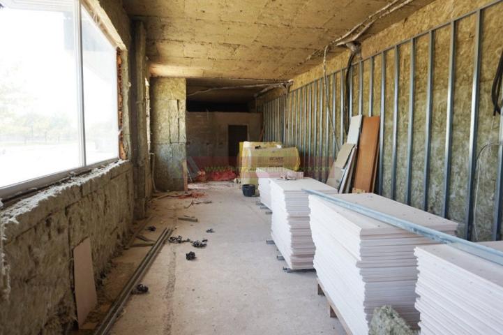 Local comercial en venta en Logroño, Valdegastea photo 0