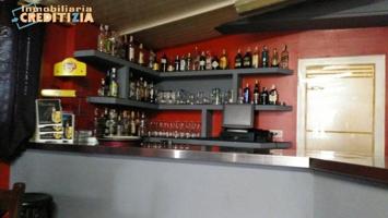 Local comercial en venta en Vigo, Matamá photo 0