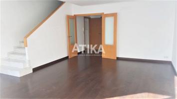 Adosada en venta en Palomar, Palomar photo 0