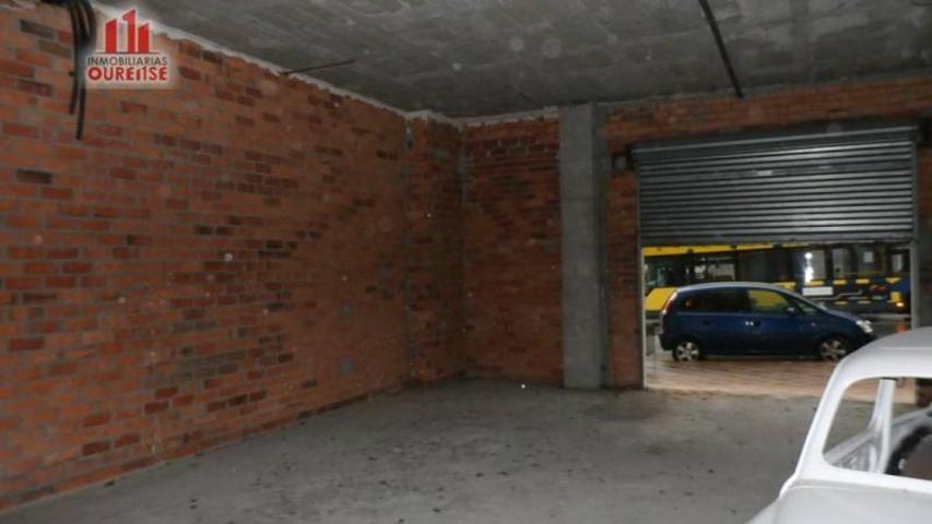 Local comercial en venta en Ourense, Veintiuno photo 0
