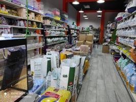 Local comercial en venta en Benimamet photo 0