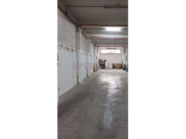 Local comercial en venta en Valencia, Benicalap photo 0