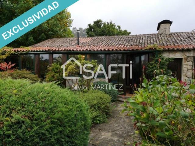 Casa en venta en Tomiño photo 0