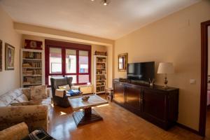 Piso en venta en Villaviciosa, Villaviciosa photo 0