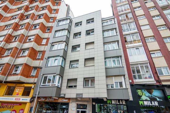 Piso en venta en Gijón, Gijón photo 0