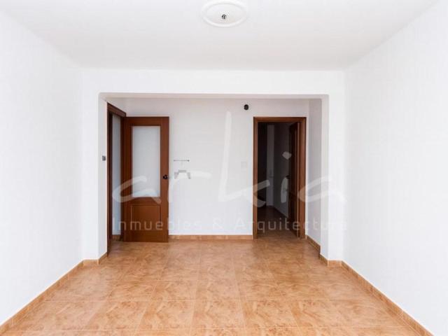 Piso en venta en Manises photo 0