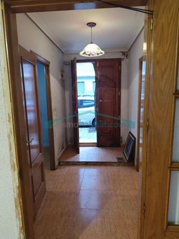 Planta baja en venta en Valencia, Sant Llorenç photo 0