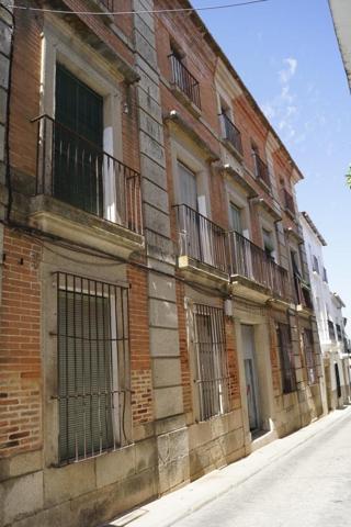 Edificio en venta en Alburquerque, OTRAS POBLACIONES photo 0