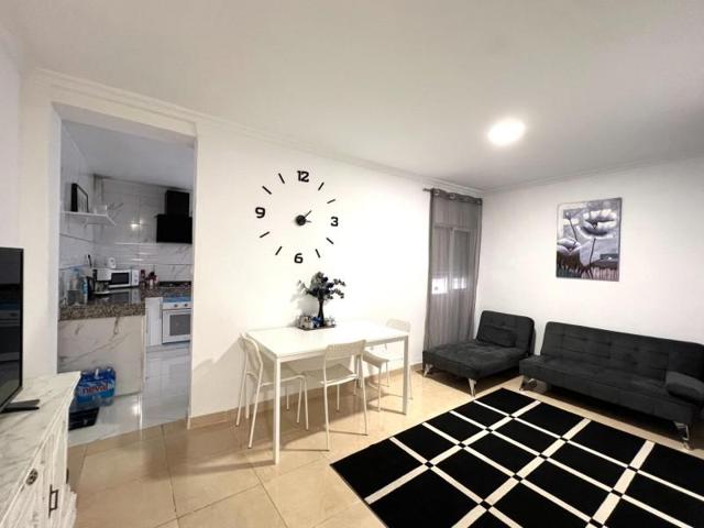 Piso en venta en Alicante, Altozano photo 0