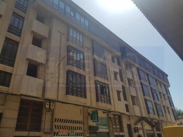 Piso en venta en Haro photo 0