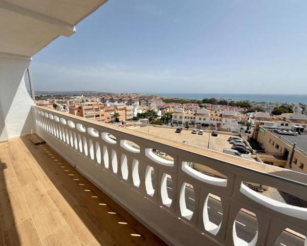Apartamento en venta en Torrevieja, Torreblanca photo 0