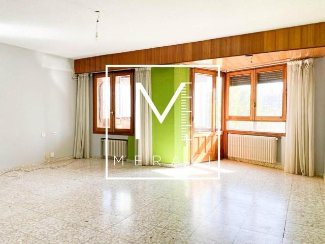 Piso en venta en Albacete, Redondeles-Feria photo 0