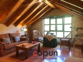 Casa en venta en Cármenes, Cármenes photo 0