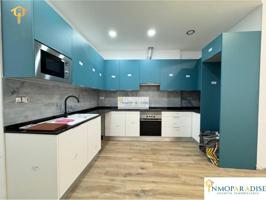 Piso en venta en Alicante, Carolinas Altas photo 0