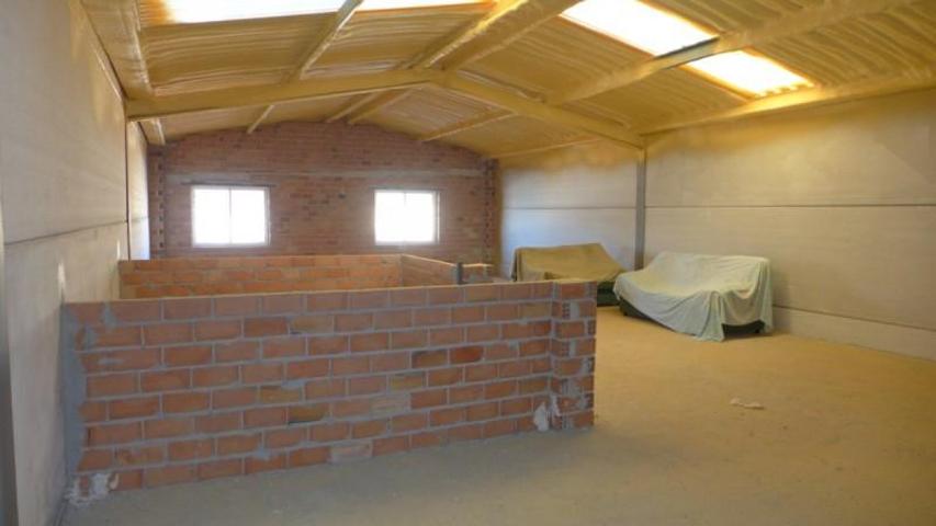 Nave industrial en venta en Baena, Poligono industrial quiebracostillas photo 0