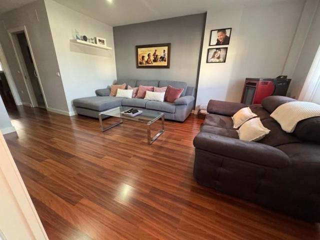 Chalet en venta en Valdelacalzada, Extremadura photo 0