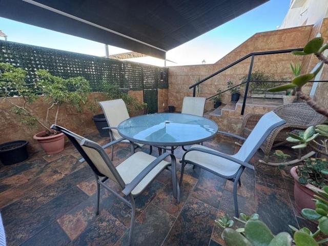 Chalet en venta en Valdelacalzada, Extremadura photo 0