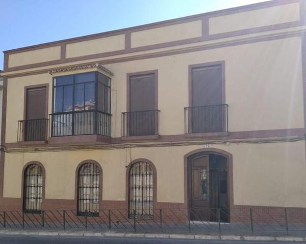 Casa en venta en Baena, Casco antiguo 13 photo 0