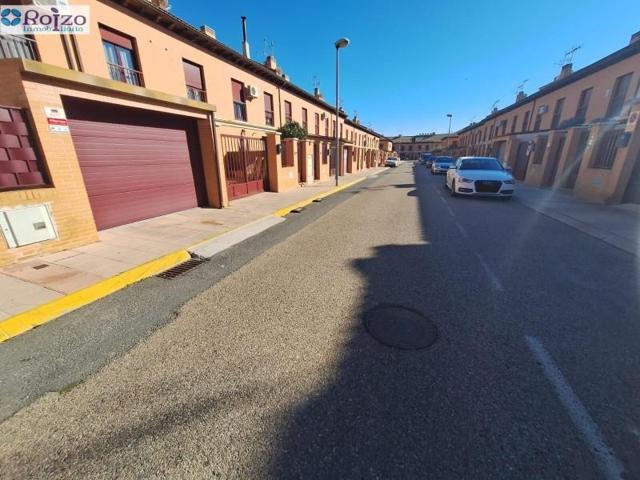 Chalet en venta en Torrijos, Castilla la mancha photo 0