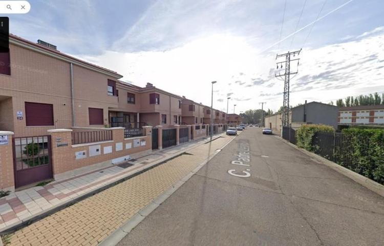 Adosada en venta en Dueñas, Dueñas photo 0