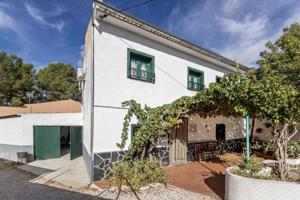 Casa en venta en Arenas del Rey, Pantano de los bermejales photo 0