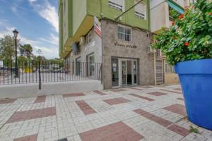 Local comercial en venta en Vélez-Málaga, Centro de velez photo 0