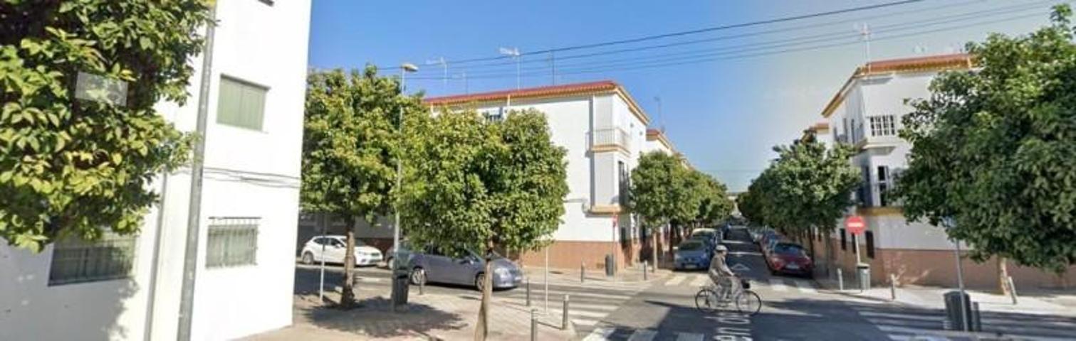 Piso en venta en Sevilla, Los Bermejales photo 0