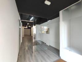 Local comercial en venta en Manresa, Muralla del Carme photo 0