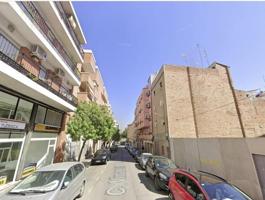 Piso en venta en L'Hospitalet de Llobregat, Pubilla cases photo 0