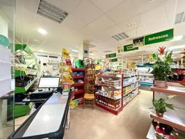 Local comercial en venta en Villanueva de Algaidas, Andalucia photo 0