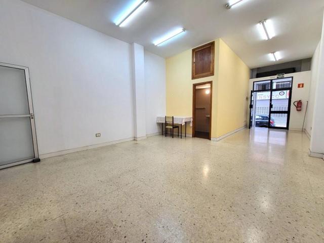 Local comercial en venta en Las Palmas de Gran Canaria, Mesa y López photo 0