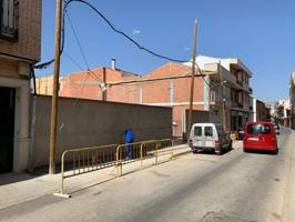 Terreno en venta en Valdepeñas, Centro photo 0