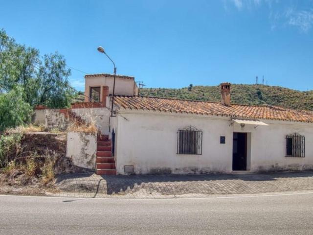 Casa en venta en Viñuela photo 0