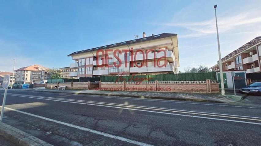 Aticos en venta en Bárcena de Cicero, GAMA photo 0