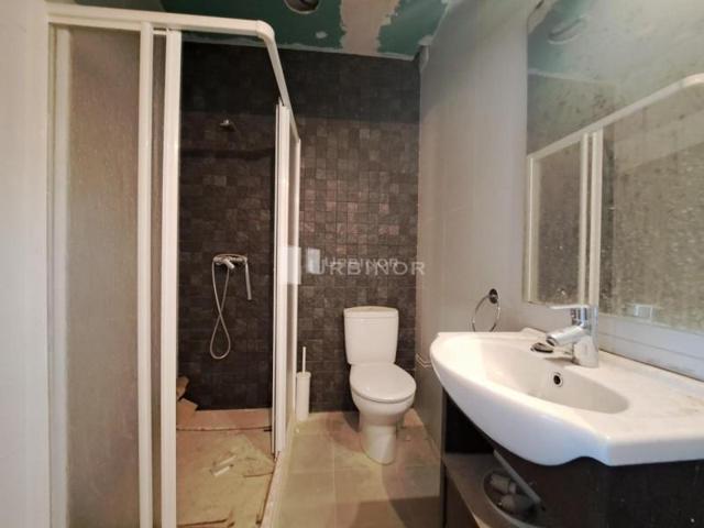 Casa con terreno en venta en Ourense, Veintiuno photo 0