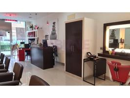 Local comercial en venta en Sopelana photo 0