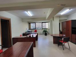 Oficina en venta en Bilbao, Autonomia photo 0