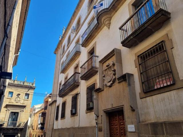 Piso en venta en Plasencia, CENTRO photo 0