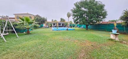 Chalet en venta en Coria del Río, Urbanización la hermandad photo 0